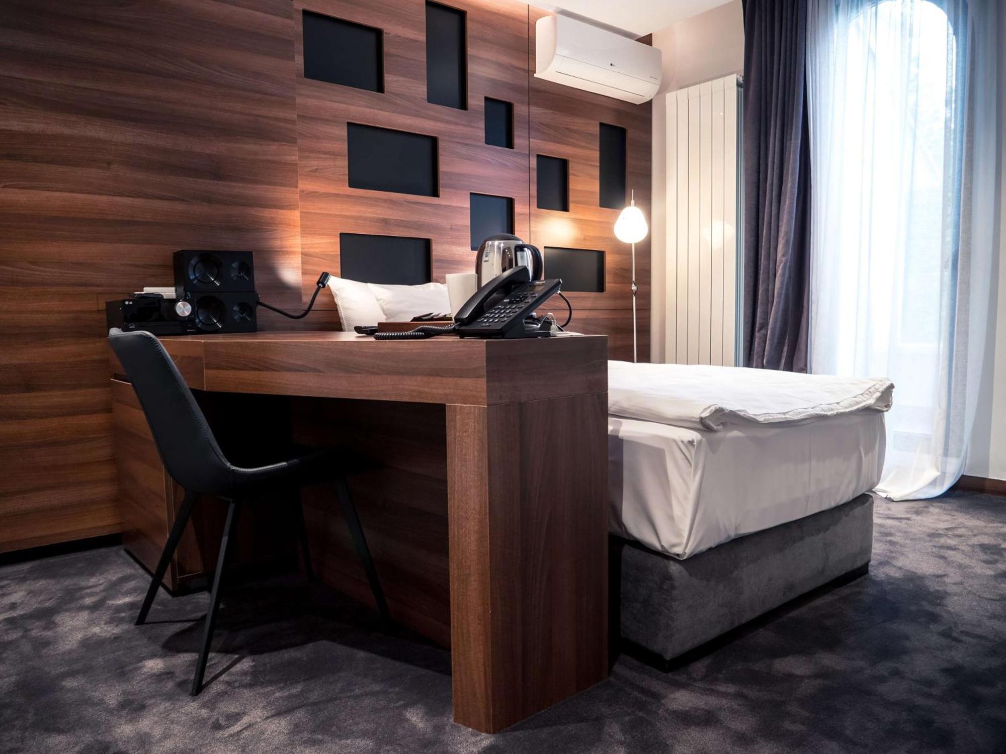 Best Western Premier Natalija Residence Belgrade Exterior photo